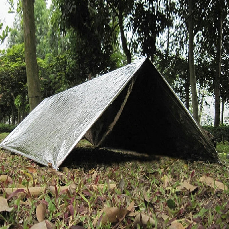 Emergency Thermal Survival Blanket – Waterproof & Windproof