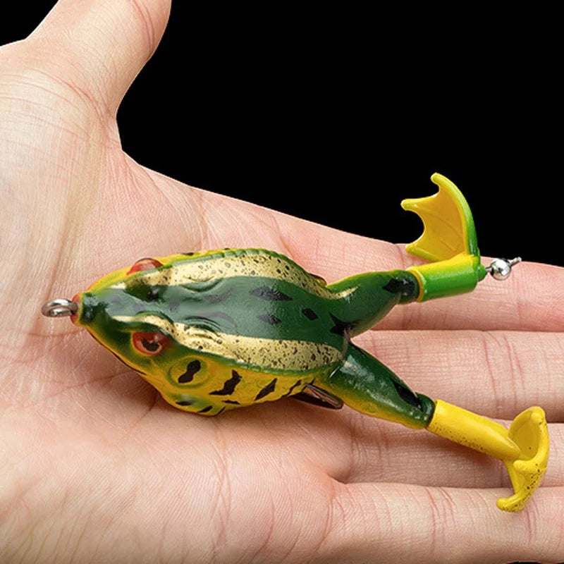 Soft Frog Topwater Lure – Double Propeller Legs for Bass & Pike